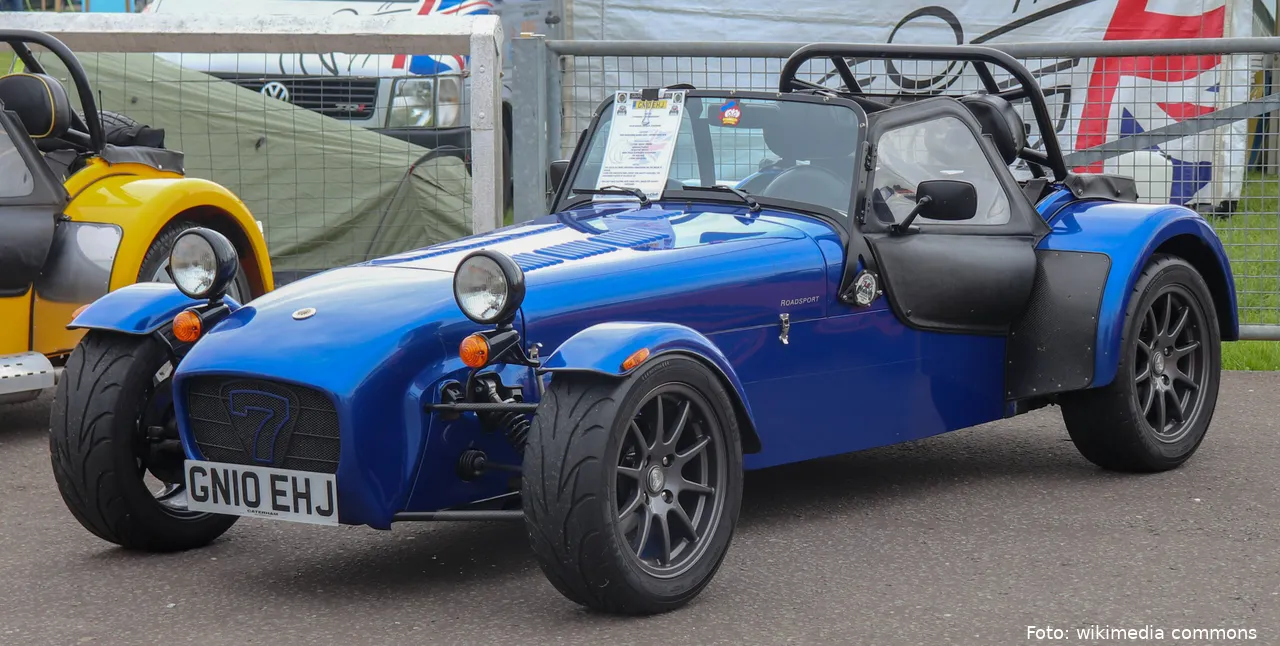 2010_Caterham_7_Roadsport_175_1.6