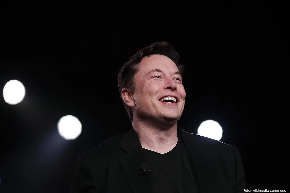 1200px elon musk forbes