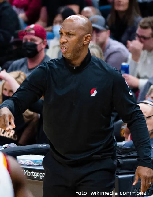 Billups_coach_(cropped)