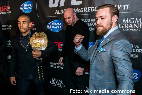 José_Aldo_vs._Conor_McGregor,_UFC_189_World_Tour_London