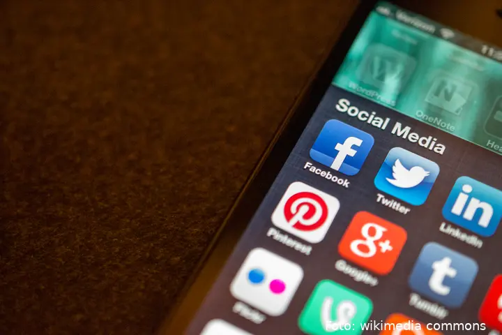 Social_media
