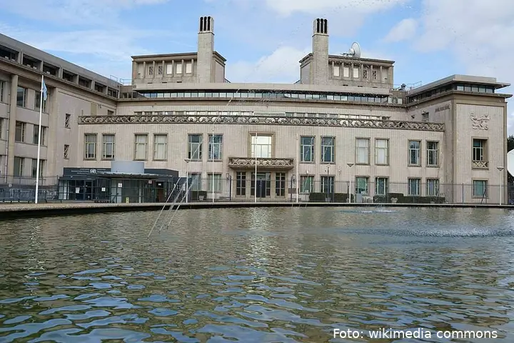 Fontein_Aegongebouw_Joegoslavië-tribunaal