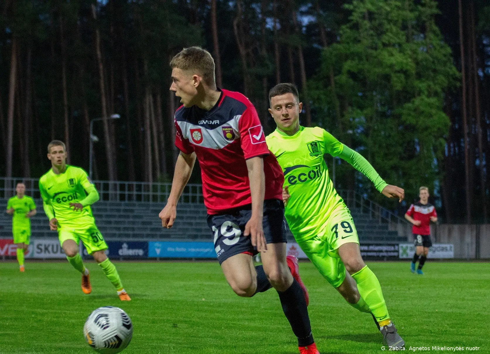 fkzab186496837 1925665277580759 3293275808666791514 ns