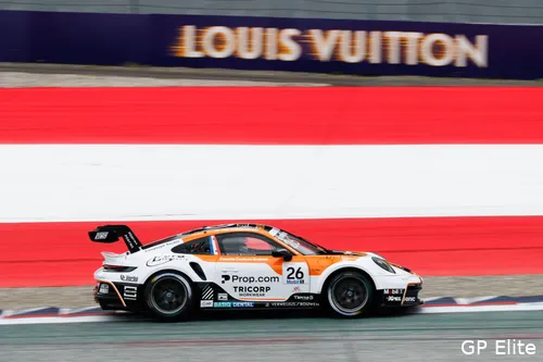 Van Eijndhoven moest op P10 starten na een fout in de kwalificatie.