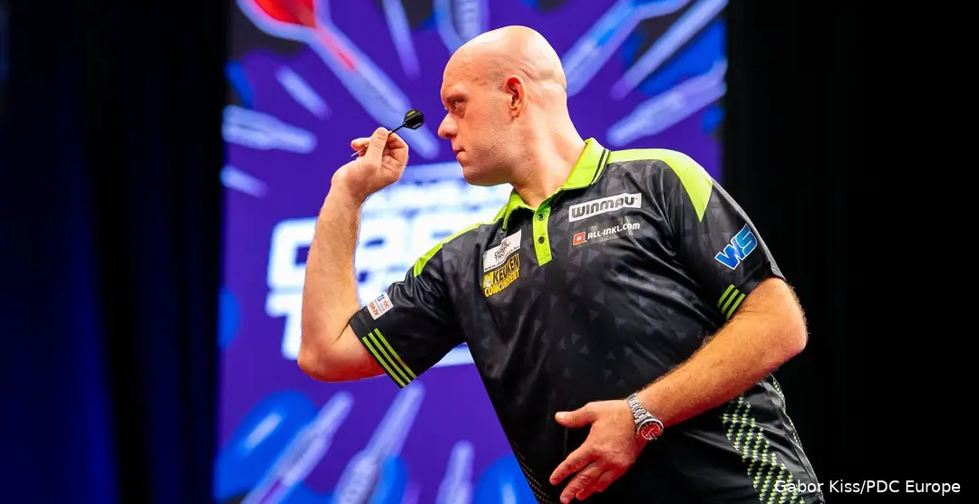 Michael van Gerwen in Aktion bei der Hungarian Darts Trophy