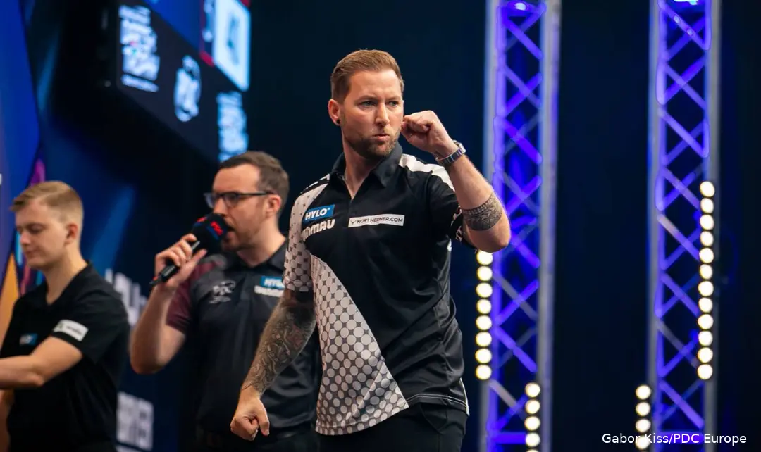 Danny Noppert neemt het in de halve finales op tegen Luke Humphries