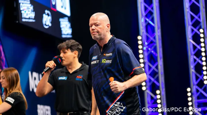 Raymond van Barneveld was the first world champion from continental Europe