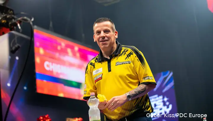 Dave Chisnall freut sich.