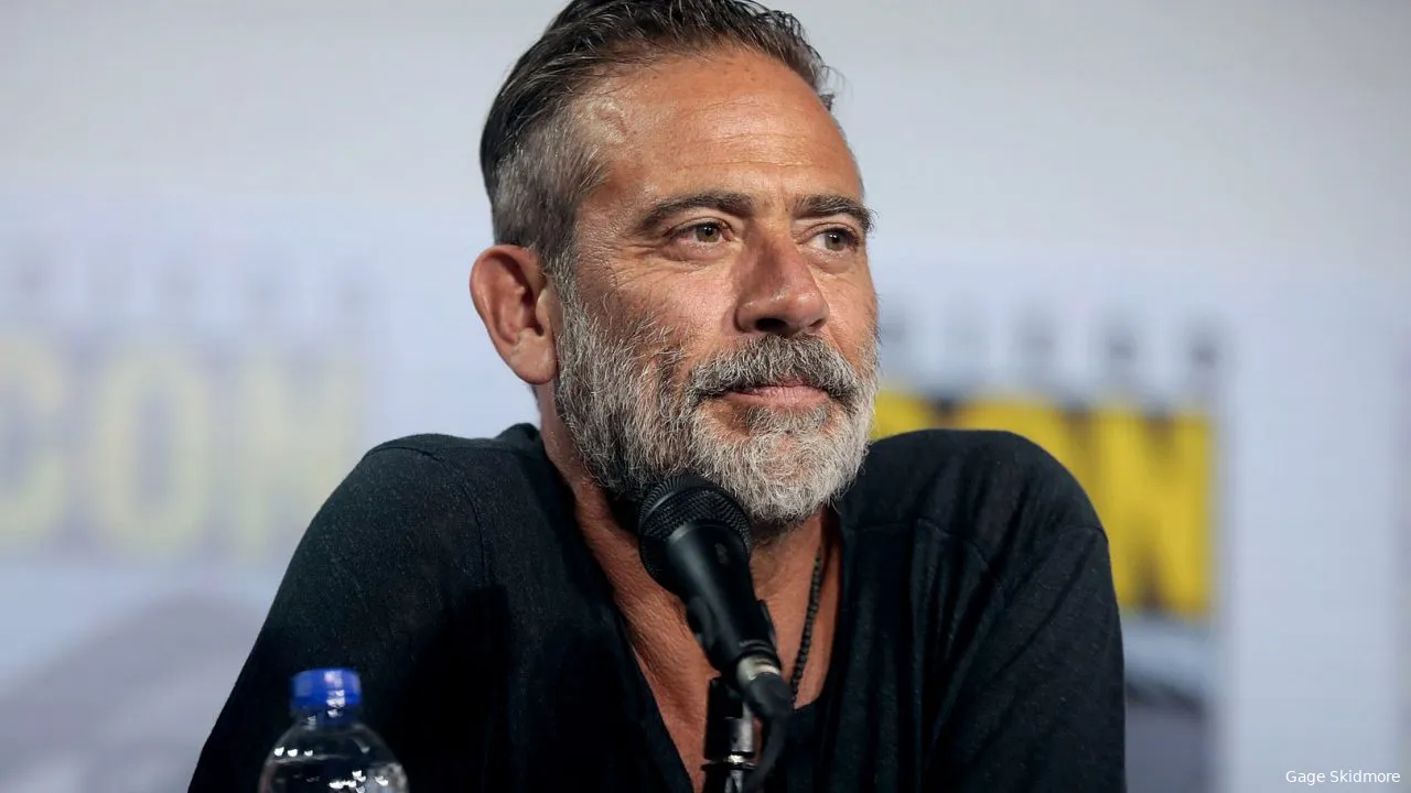 jeffrey dean morgan 48411477586f1613057114