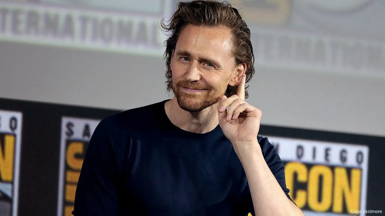 tom hiddlestonf1683628900