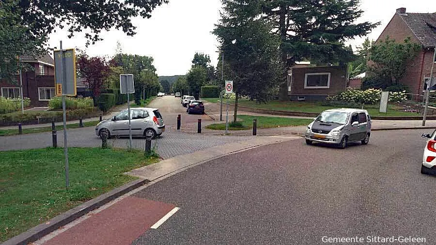 kruising kluis vondellaan irenelaan kummenaedstraat geleen