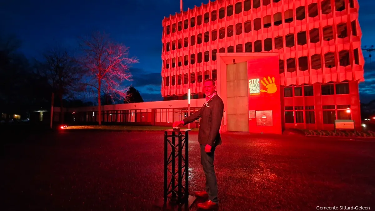 orange the world 2023 stadhuis sittard wethouder ivo tillie