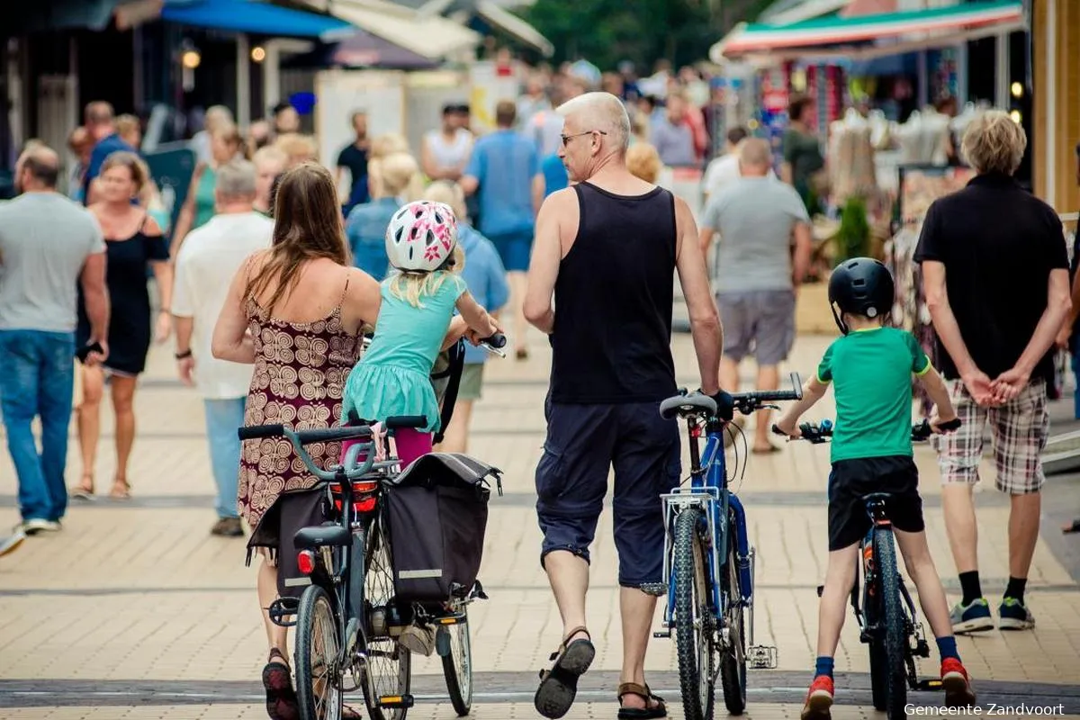 online zvrt kerkstraat drukte winkelen fiets