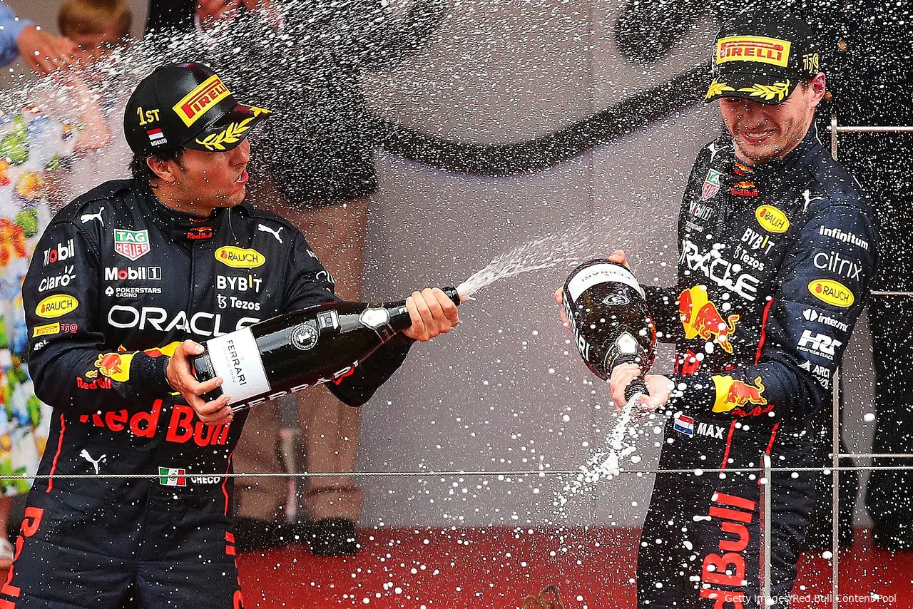 sergio perez max verstappen gp monaco 2022f1685029695