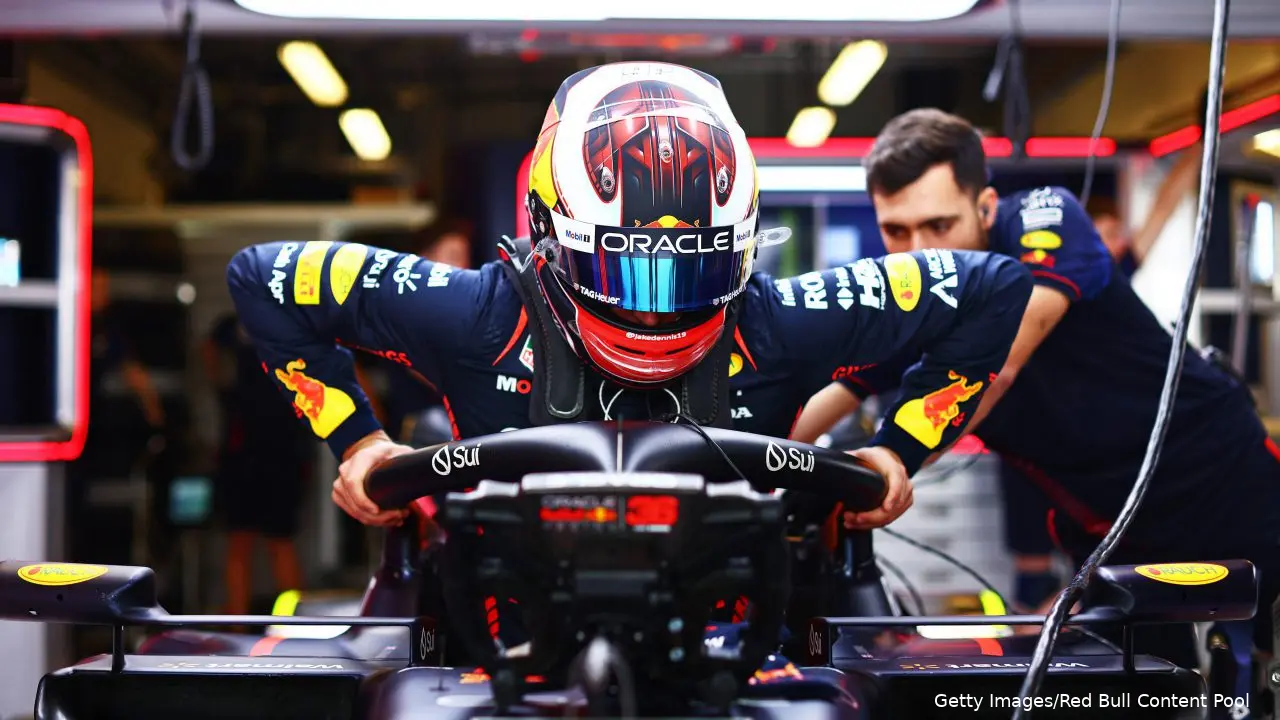 jake dennis abu dhabi test 2023f1701258356