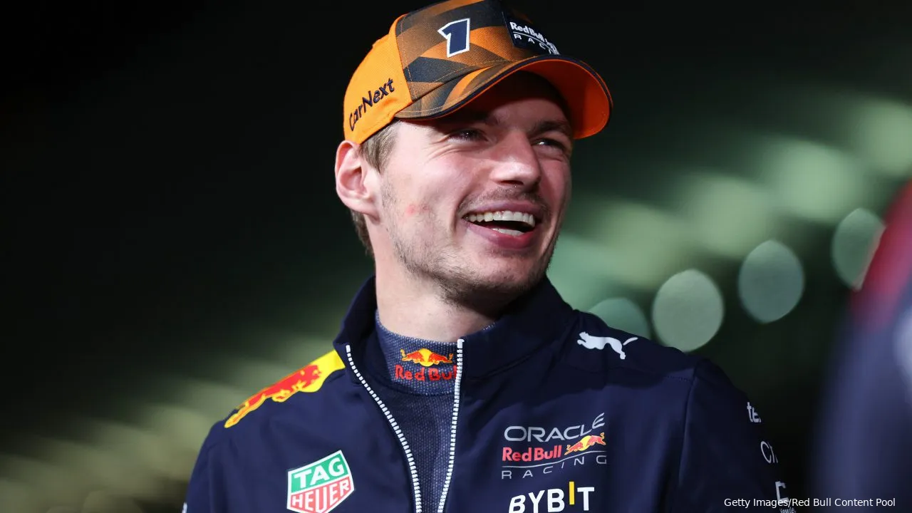 max verstappen lachend gp japan 2022f1665396970