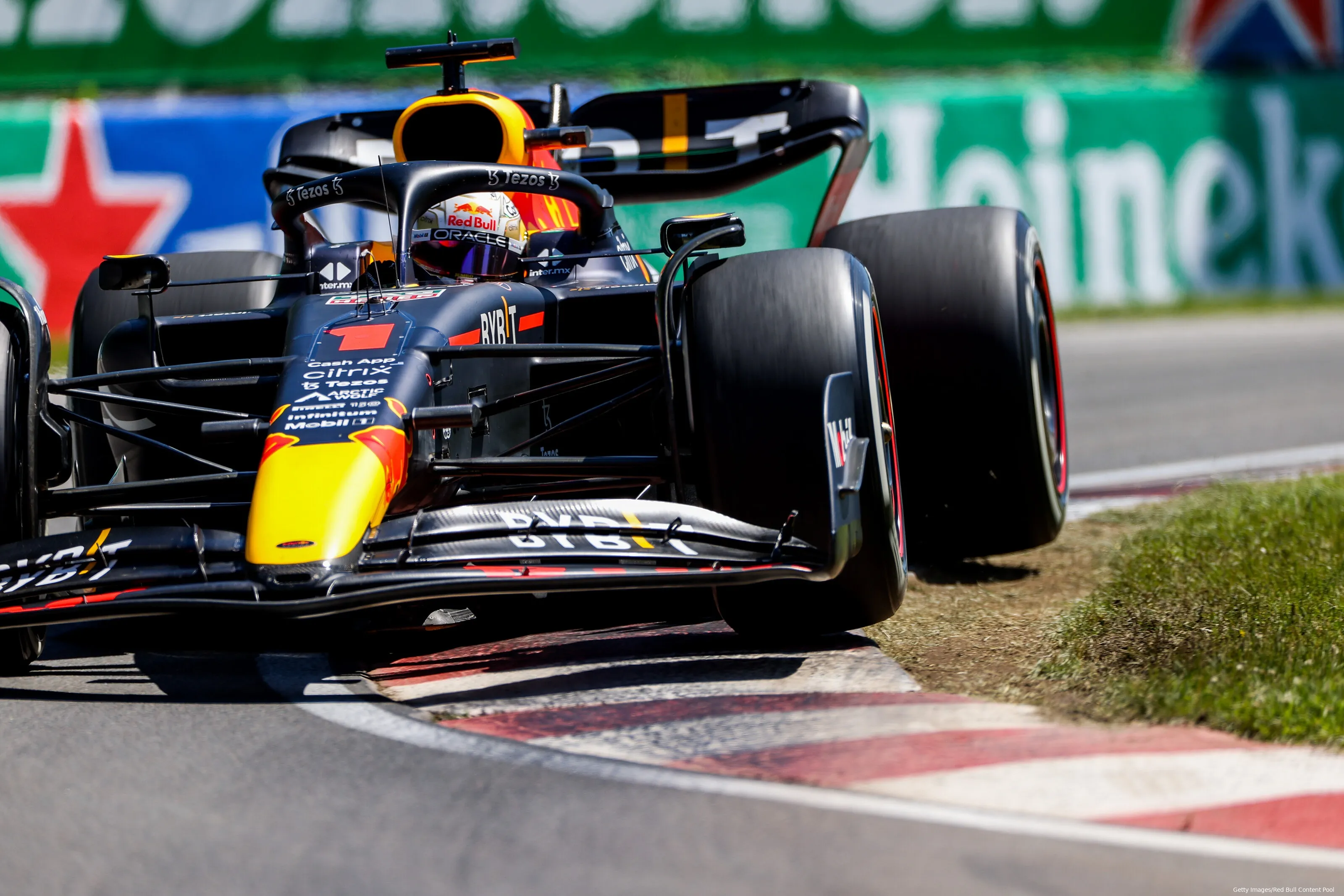max verstappen f1 gp canadaf1661026607