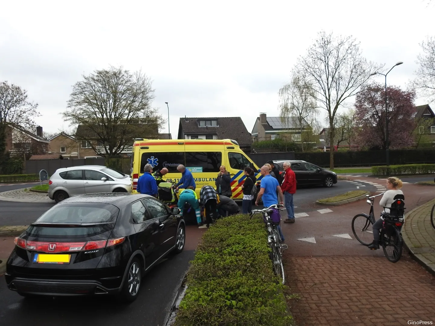 190760 gewonde bij botsing tussen scootmobiel en auto in beuningen dscn6250