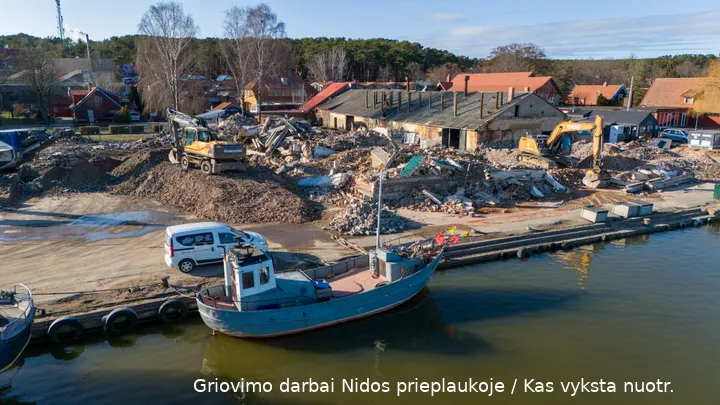 Griovimo darbai Nidos prieplaukoje / Kas vyksta nuotr.
