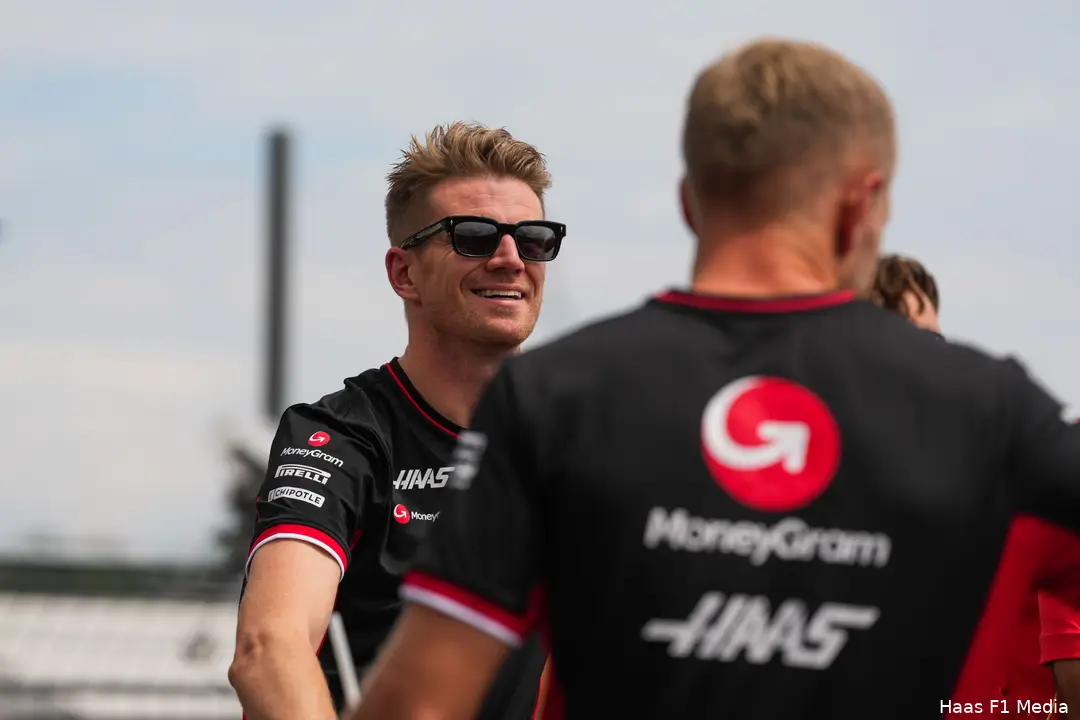 Hülkenberg veegt de vloer aan met Magnussen momenteel.
