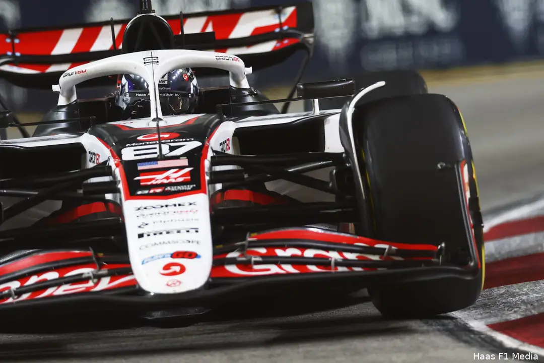 oliver-bearman-haas-singapore-zondag-2025