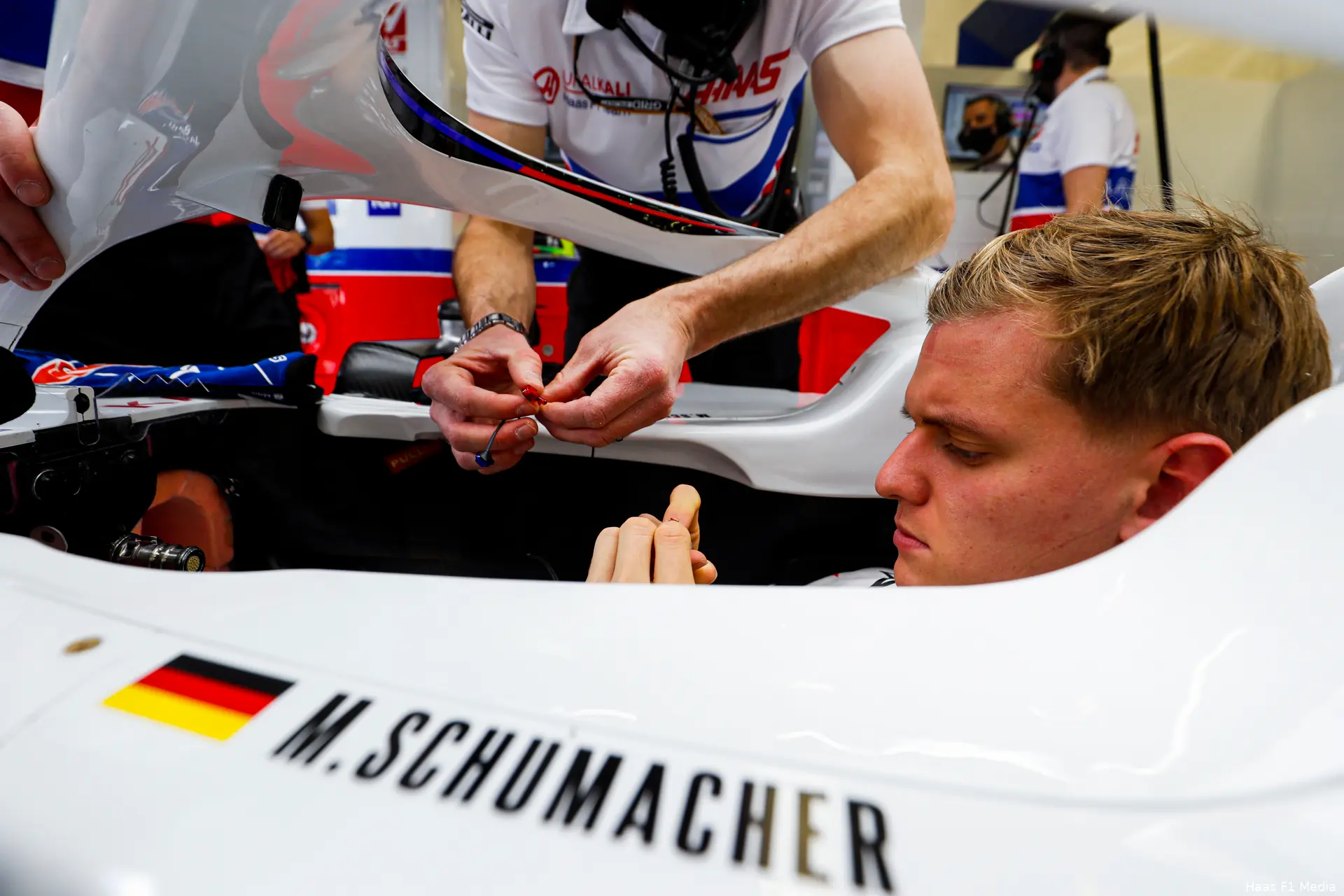 Mick Schumacher Haas bahrein wintertest