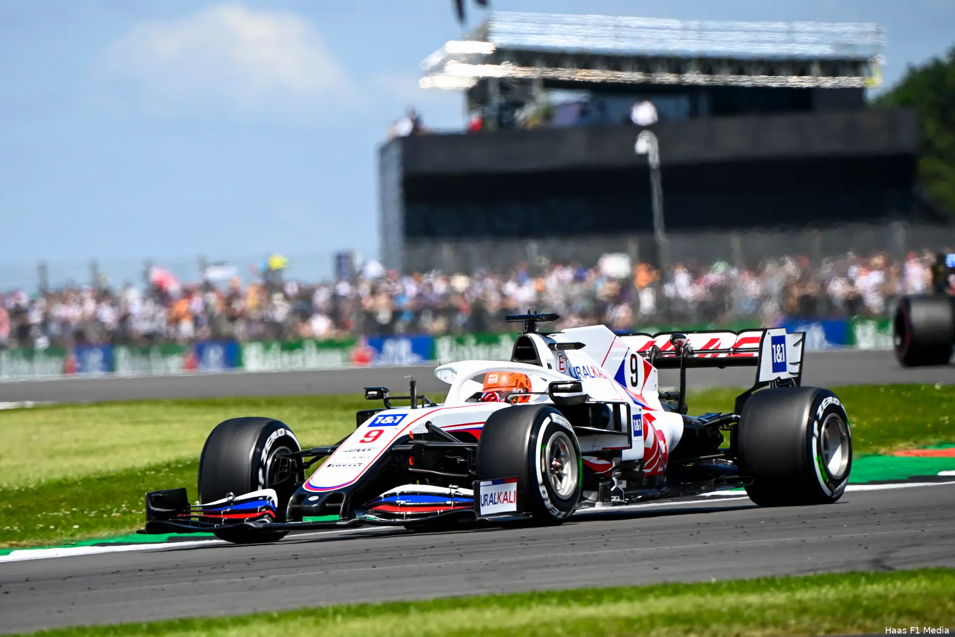 nikita mazepin vf21 haas silverstone2