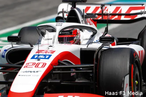 Kevin
Magnussen tijdens de kwalificatie van de GP van Spanje 2022 (Foto: Haas F1
Media)