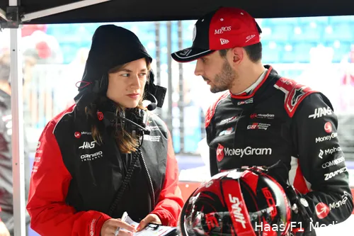 esteban ocon laura mueller haas gp australie 2025