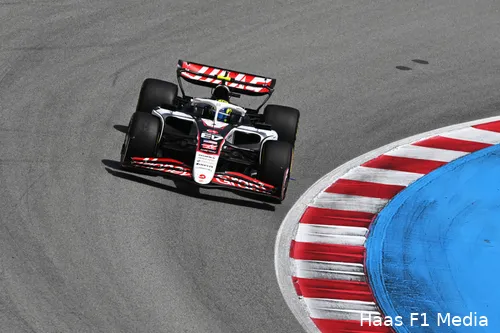 Bearman was in gevecht met Lawson, maar haalde er uiteindelijk niets uit.