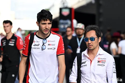 esteban-ocon-haas-cota-2025-ayao-komatsu