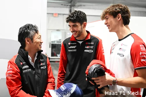 ayao-komatsu-oliver-bearman-esteban-ocon-haas-las-vegas-zondag-2025
