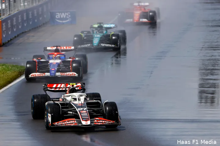 <i>Nico Hülkenberg is supersnel in Canada op de full wets.</i>