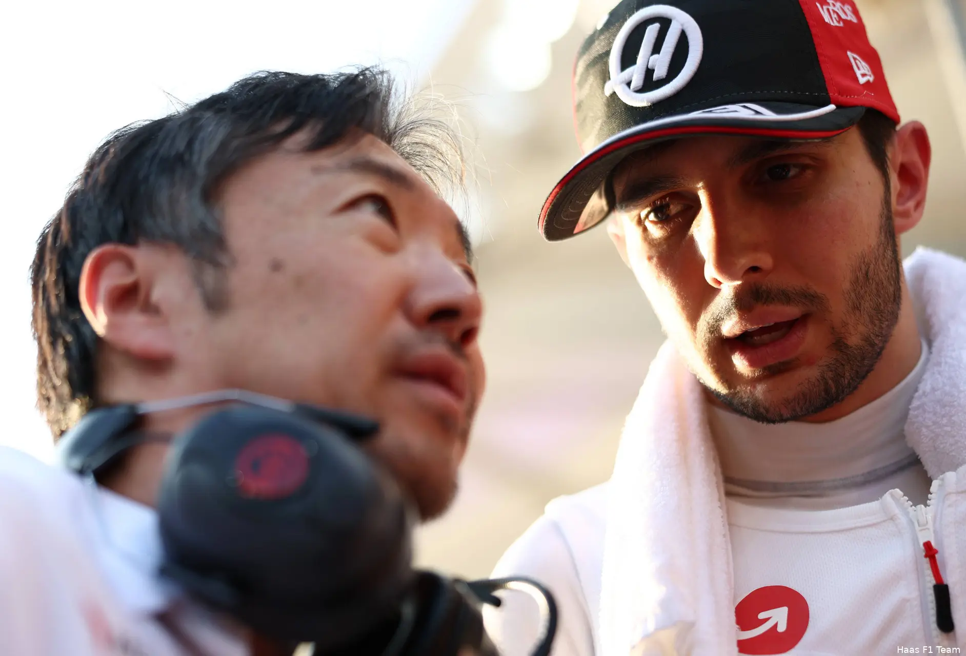 esteban-ocon-haas-gp-abu-dhabi-2025-zondag-ayao-komatsu