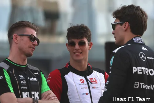 oliver-bearman-haas-mercedes-george-russell-nico-hulkenberg-stake-sauber-gp-abu-dhabi-2025-zondag