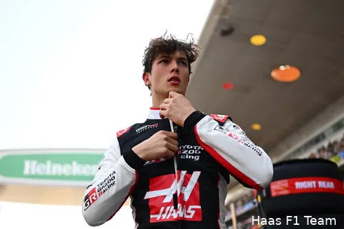 oliver-bearman-haas-china-zaterdag-2026