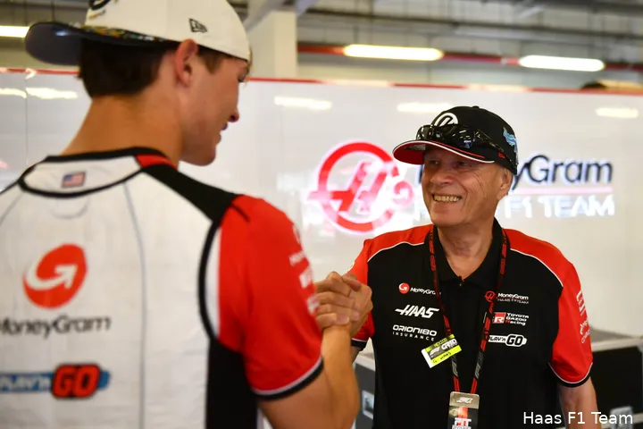 gene-haas-oliver-bearman-haas-mexico-zondag-2025