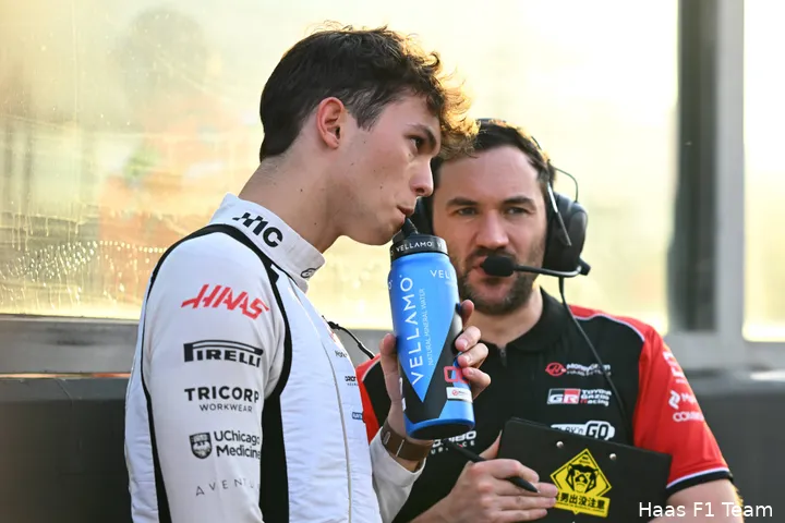 oliver-bearman-haas-gp-abu-dhabi-2025-zondag-3