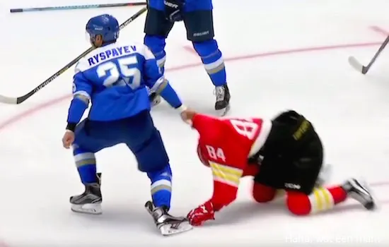 kazach ijshockey fight