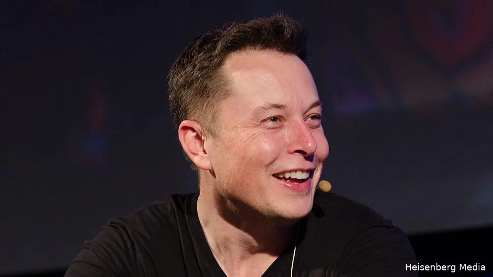 elon muskf1650957795