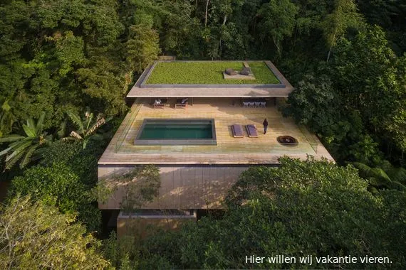 rainforesthouse01