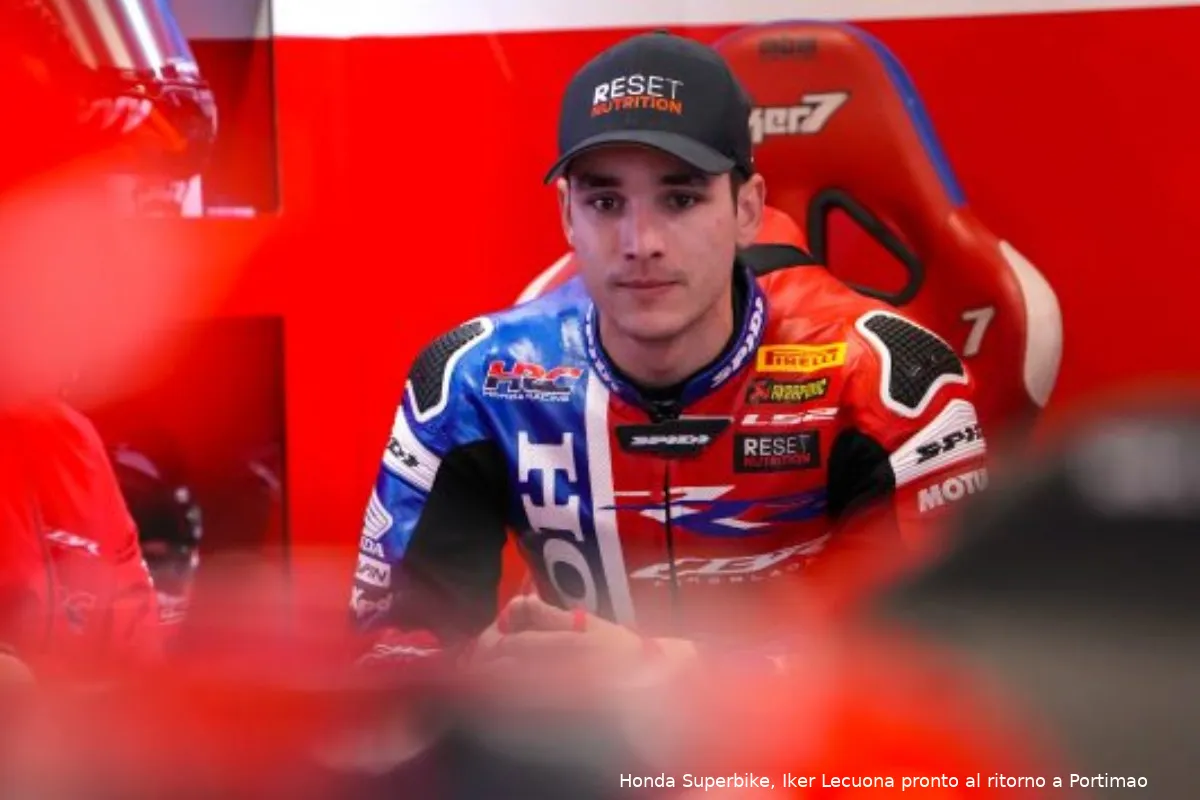 iker lecuona pilota honda superbike