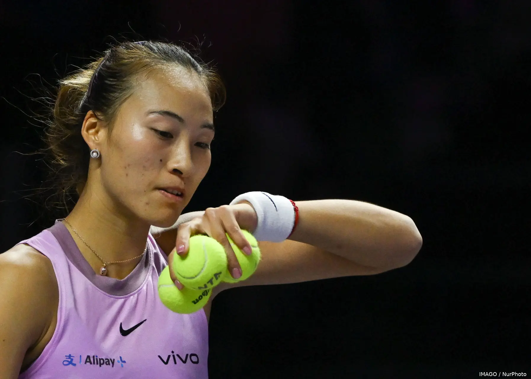 zheng qinwen wtafinals24 imagonurphoto3