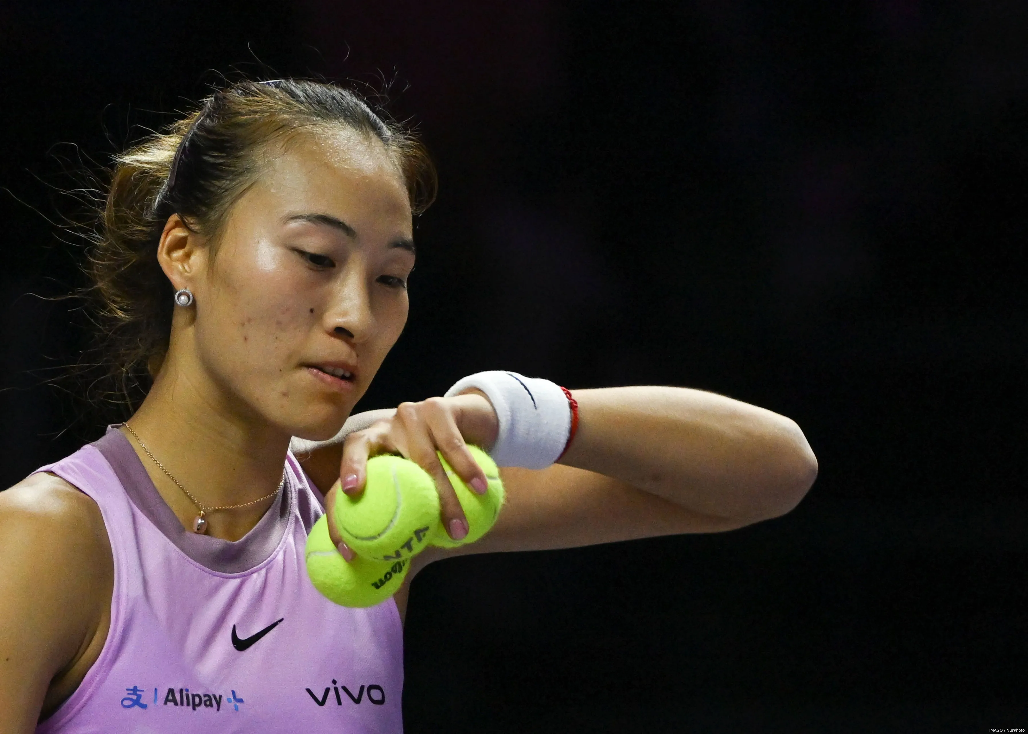 zheng qinwen wtafinals24 imagonurphoto3