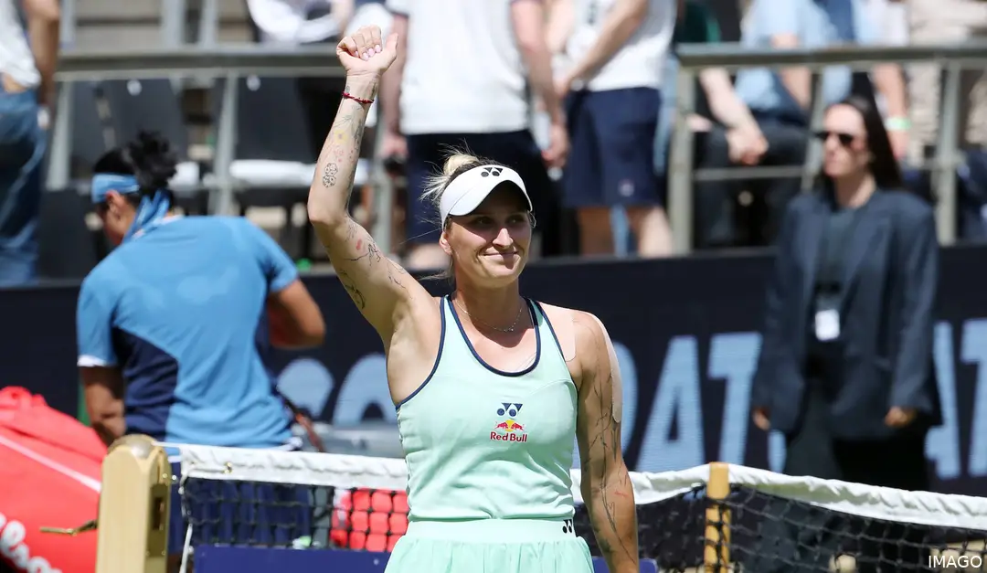 Vondrousova waves.