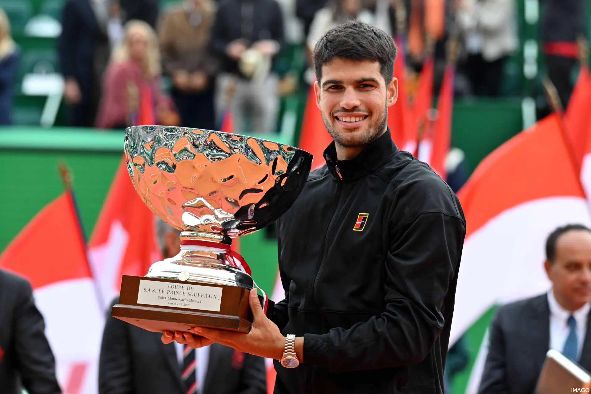 Alcaraz levanta el trofeo del Masters de Monte-Carlo