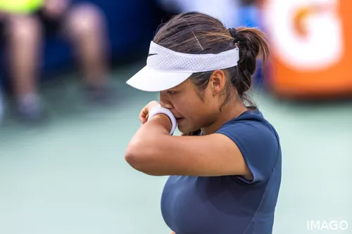 Emma Raducanu auf dem Court