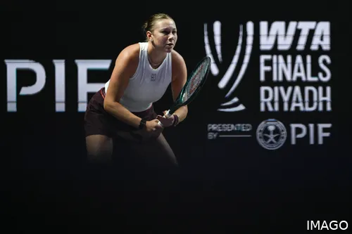 Anisimova alcanzó las semifinales en su debut en las WTA Finals.
