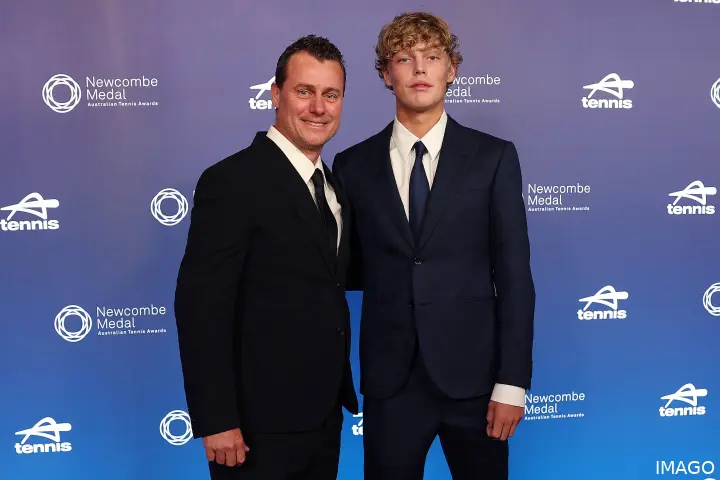 Lleyton and Cruz Hewitt