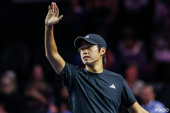 Learner Tien on court in Metz this week.